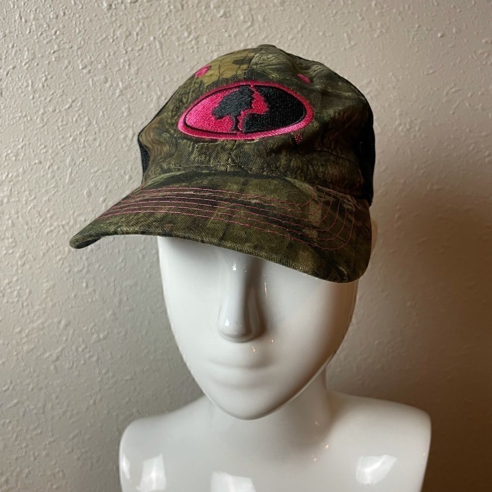 Mossy Oak Camo and Hot Pink Cap EUC